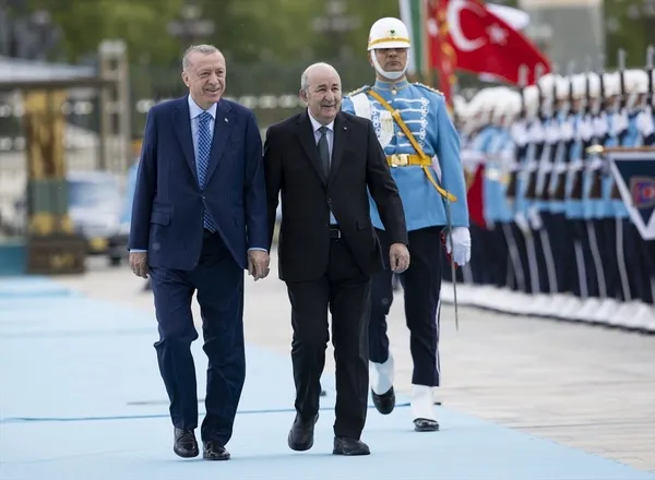 Beşiktaş'ın yıldızı Ghezzal'den Başkan Erdoğan paylaşımı! Türkiye - Cezayir dostluk yemeğine katıldı - 1