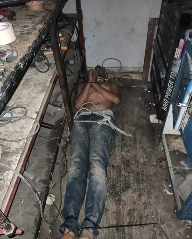 1721134258792.jpg Kerpetenle dişlerini söküp hamamböceği yedirdiler! Antalya'da kan donduran işkence: 4 yıldır kabuslarla uyanıyor - 6