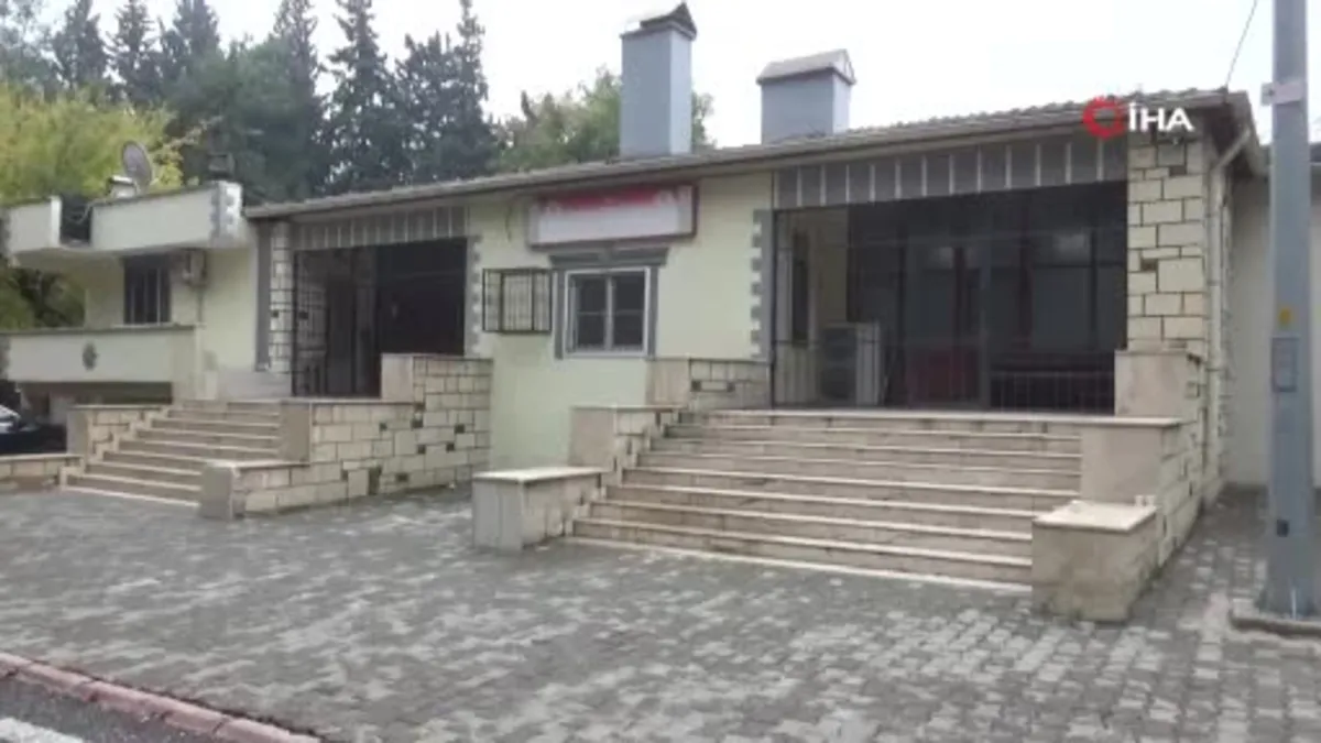 Arazisindeki yangını söndürmek isterken öldü