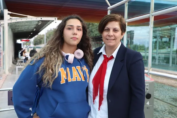 samsunda-vatmanin-ani-freni-genc-kizi-kurtardi-az-kalsin-kendimi-dagitiyordum-1665040149786.jpg Samsun’da vatmanın ani freni genç kızı kurtardı! “Az kalsın kendimi dağıtıyordum” - 3