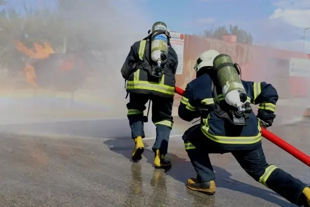 200 İtfaiye Eri alınacak! Konya Büyükşehir Belediyesi en az 55 KPSS puan ile alımlara başladı!