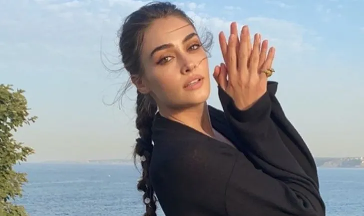 Ramo Nun Sibel I Esra Bilgic In Kardesi Sosyal Medyada Olay Oldu