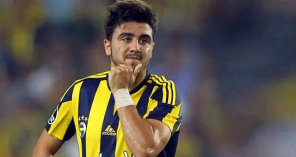 Fenerbahçe'de şok! Yıldız futbolcu kadro dışı bırakıldı - 1