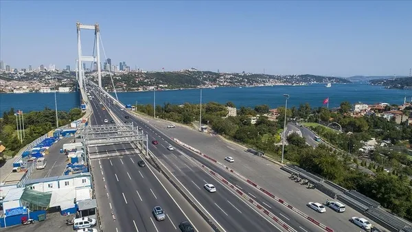 1695645895511.jpg Birleşik Krallık temsilcisinden Türkiye açıklaması: Küresel lojistikte kilit bir oyuncu - 2