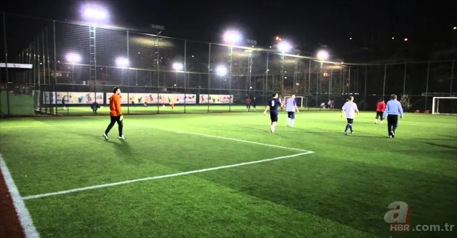 Halı sahalar açıldı mı? Halı sahalar 1 Haziran'da açılıyor mu? Kabine Toplantısı halı saha kararı... 4