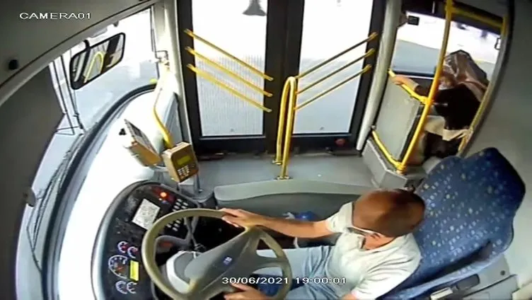 Otobüs şoförünün dikkati faciayı önledi! Korku dolu anlar