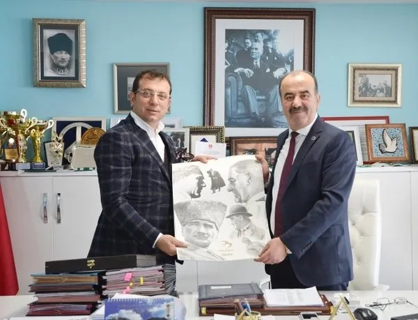 CHP’li başkan Hayri Türkyılmaz hizmet etmiyor olanı da dağıtıyor! Ekrem İmamoğlu’na yaranmak için bakın ne yaptı