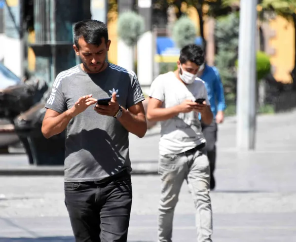 1636006016730.jpg Aşılamada yeni dönem bugün başlıyor! BioNTech üçüncü doz aşısı ne zaman yapılmalı? - 8