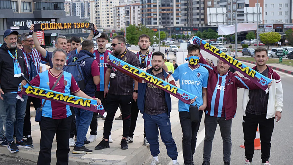 Gaziantep'te dostluk rüzgarları! Dev final öncesi sarı kırmızı ile bordo mavi birleşti