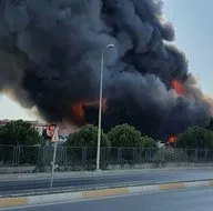 Tuzlada fabrika yangını