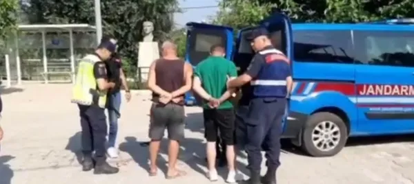 İçişleri Bakanı Ali Yerlikaya: 8 göçmen kaçakçısı organizatörü yakalandı - 3