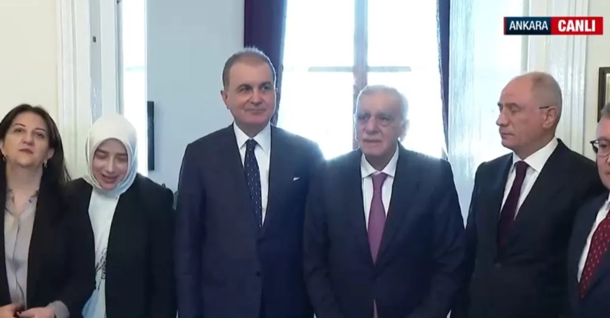 AK Parti ile DEM heyeti bir araya geldi