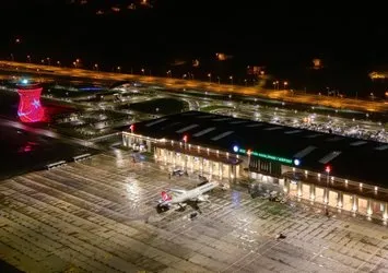 Rize-Artvin Havalimanı'na yeni pist aydınlatma sistemi