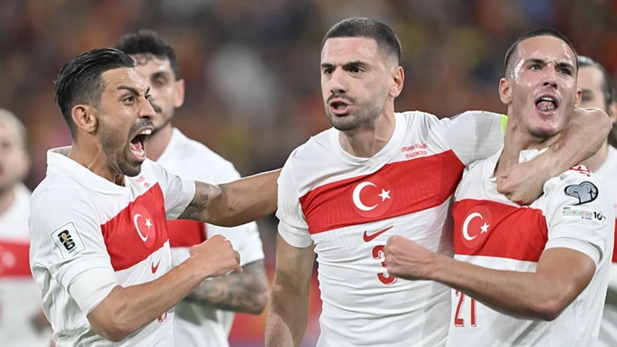 Spor yazarları İspanya yorumu: Karizmalarını çizdik! Play-off'taki rakibimiz düşünsün