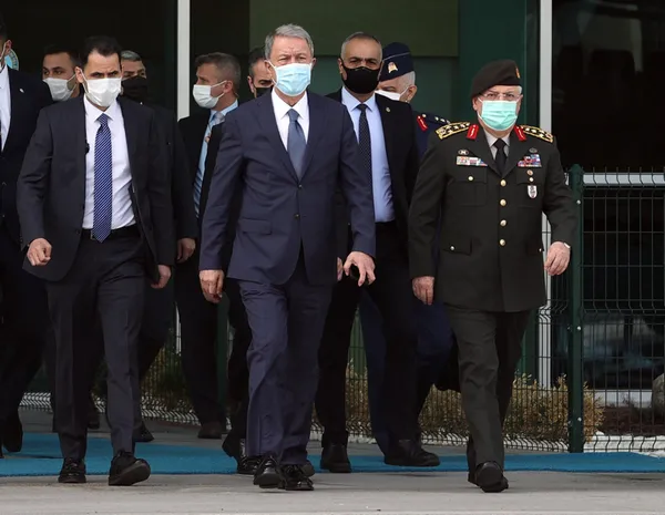 Son dakika | Milli Savunma Bakanı Hulusi Akar'dan flaş açıklama: "Bütün mağara ve inlerine girildi" - 1