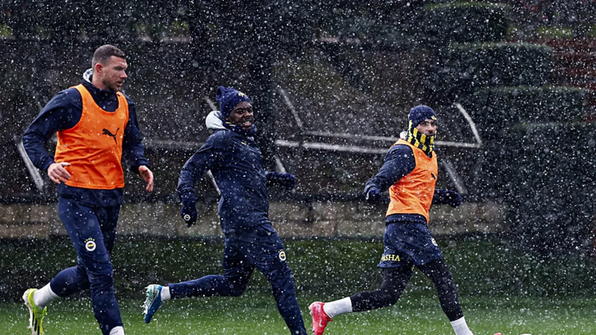 Fenerbahçe Corendon Alanyaspor maçının hazırlıklarına başladı