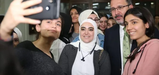 Gençlik ve Spor Bakanı Muharrem Kasapoğlu Tunceli’de öğrencilerle iftarda buluştu