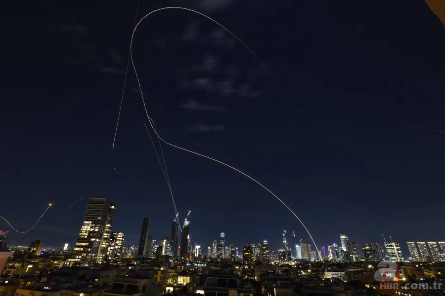 ABD ve İsrail saldırdı, İran misilleme yaptı: Tel Aviv'deki yıkım böyle kaydedildi 14