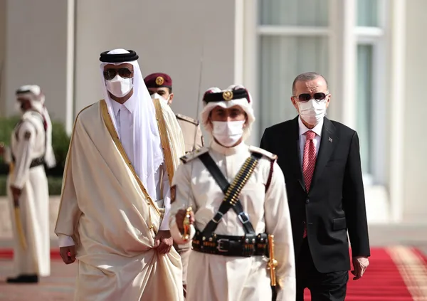 Son dakika: Başkan Erdoğan Katar’da: El Sani ile görüştü