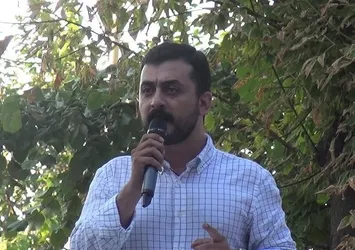 Eren Erdem haddini iyice haştı