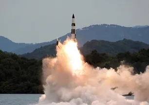 Güney Kore ve Japonya duyurdu: Kuzey Kore balistik füze fırlattı