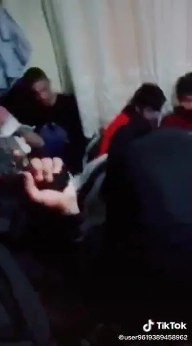 1642599075813.jpg İstanbul'da akılalmaz olay! Pakistanlı gaspçılar hemşehrilerini rehin aldı - 1