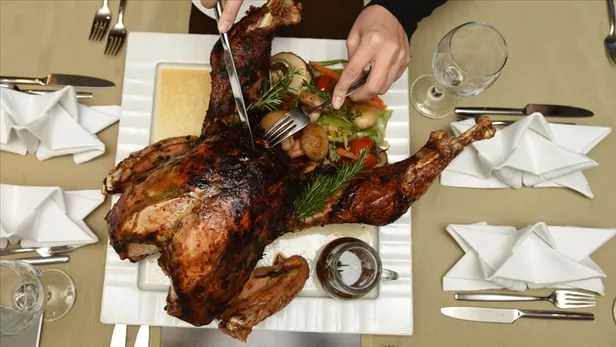 Son dakika: Yılbaşında sokağa çıkma yasağı var mı? 31 Aralık Cuma günü kısıtlama olacak mı? Kapanma gelecek mi?