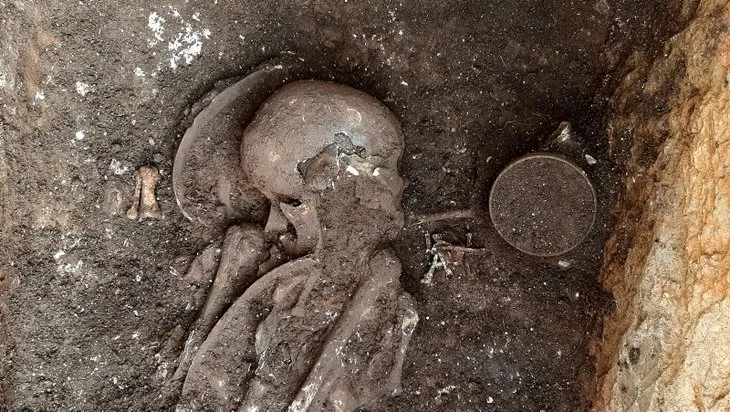 Adıyaman’da Perre Antik Kenti kazılarında bulundu! Ölü yemeği hayrete düşürdü! 1500 yıldır bozulmamış...