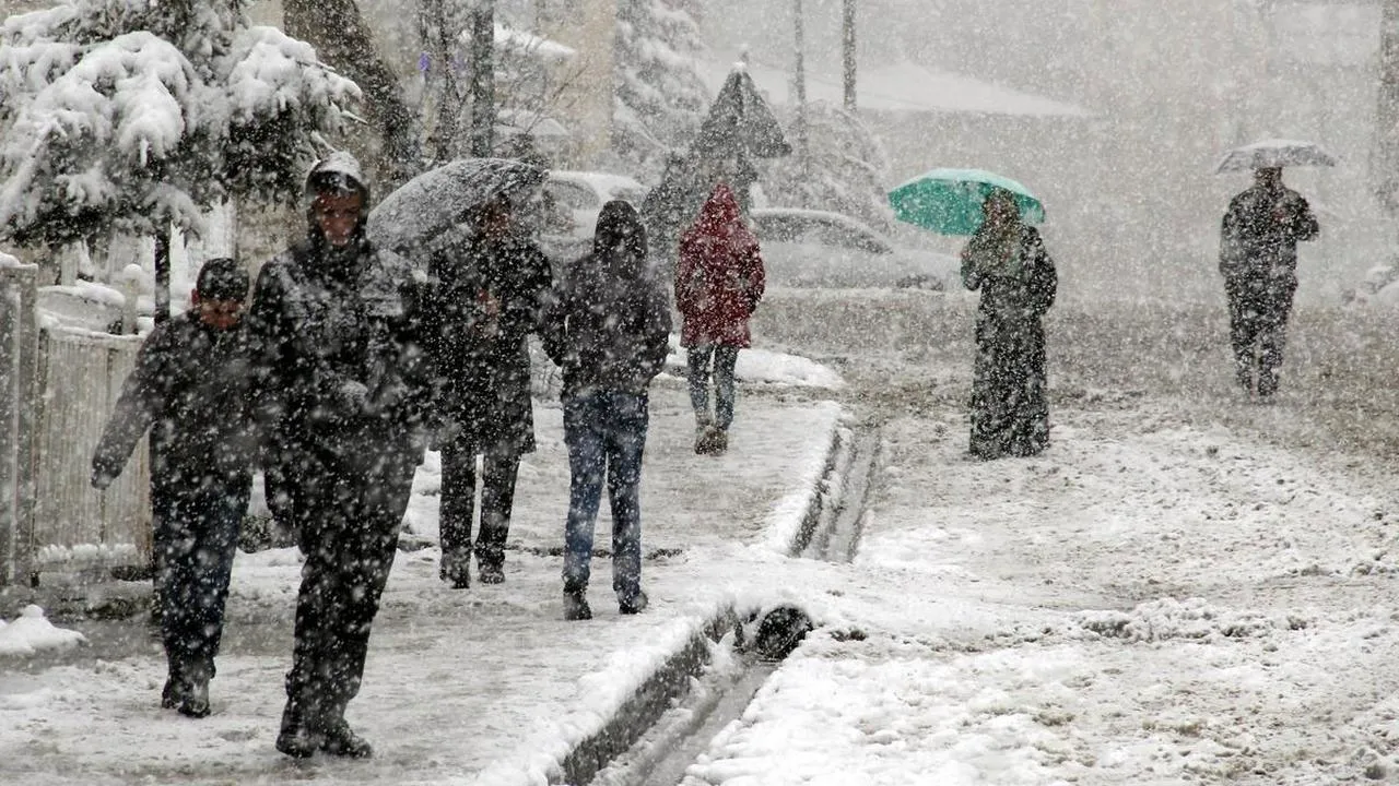 Meteoroloji'den İstanbul için kar uyarısı