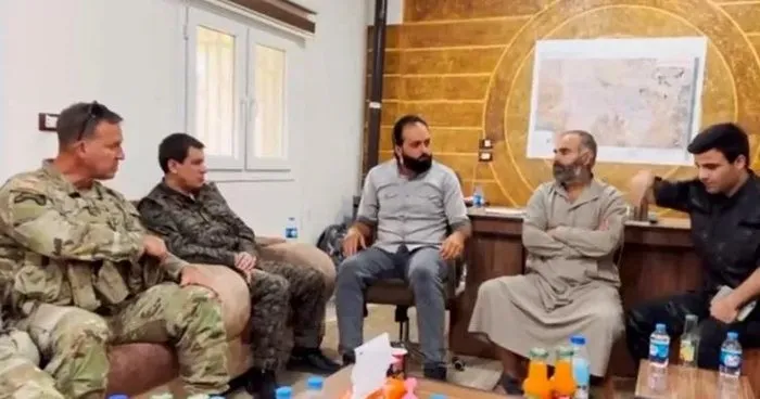 ABD'li komutan YPG'li teröristlerle görüşmüştü