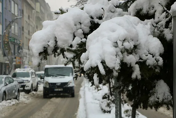 5 Ocak bugün okullar tatil mi? Çarşamba günü hangi illerde okullar tatil? Gümüşhane, Erzincan, Erzurum...
