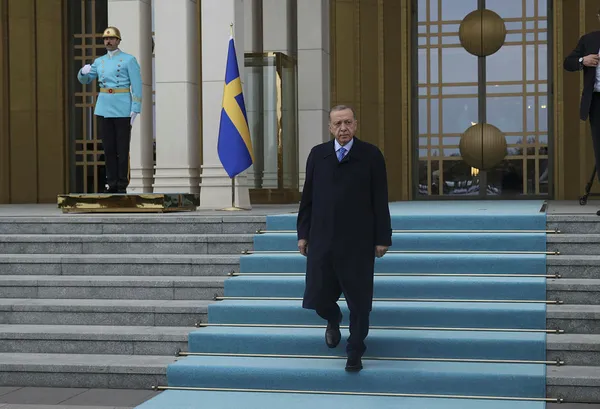 İsveç Başbakanı Ulf Kristersson’dan Başkan Erdoğan’a söz: 3’lü muhtıradaki tüm taahhütleri yerine getireceğiz