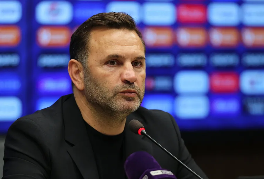 galatasaraydan-trabzonspor-yonetimine-zehir-zemberek-sozler-yaziklar-olsun-1775337258133.jpg Fotoğraf (AA)