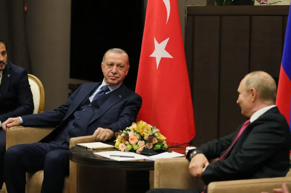 son-dakika-baskan-recep-tayyip-erdogan-vladimir-putin-ile-gorustu-1679742992576.jpg SON DAKİKA! Başkan Recep Tayyip Erdoğan Vladimir Putin ile görüştü - 3
