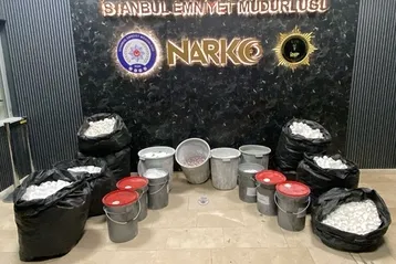 Uyuşturucu kuryesi avukat yakalandı