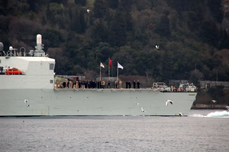 NATO savaş gemileri İstanbul Boğazı’ndan geçti