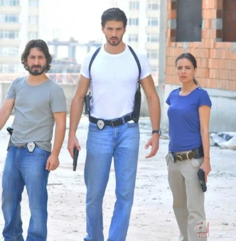 Kuruluş Orhan Hector kim? Emre Kızılırmak kaç yaşında, nereli? Hangi dizilerde oynadı? 8