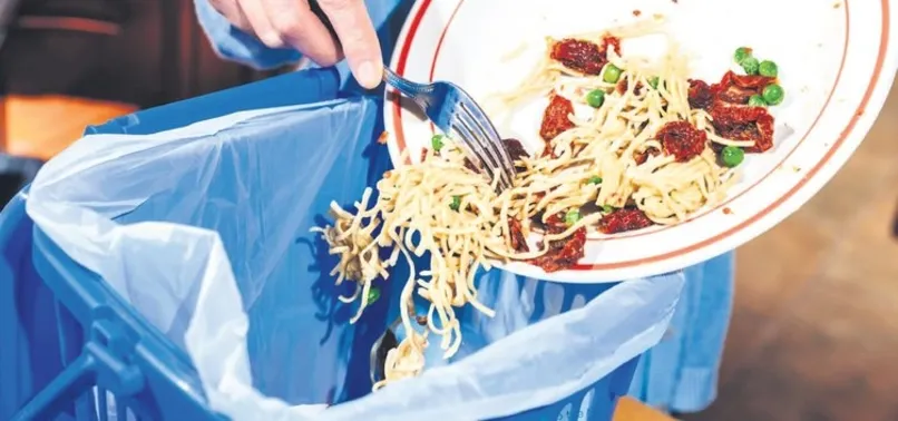 Porsiyonlar küçülsün artan yemek paket olsun