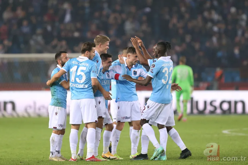 Trabzonspor Abdullah Avcı ile 26 sezonun en iyi dönemini geçiriyor! Bileği bükülmüyor 7