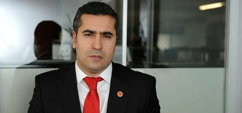 CHP Sancaktepe Belediye Başkan adayı Özgen Nama başörtüsü yasakçısı çıktı!