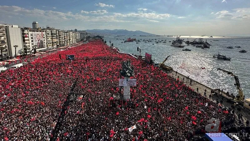 Karada olduğu kadar denizde de heyecan vardı! Başkan Erdoğan İzmir'de destan yazdı: Tarihi kalabalık