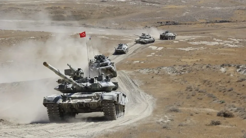 Türkiye ve Azerbaycan'dan atışsız tatbikat