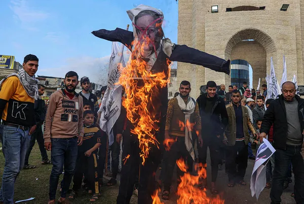 turkiyeden-israile-mescid-i-aksa-uyarisi-disisleri-bakani-mevlut-cavusoglu-israilli-mevkidasi-ile-gorustu-1672849145684.jpg Türkiye'den İsrail'e Mescid-i Aksa uyarısı: Dışişleri Bakanı Mevlüt Çavuşoğlu İsrailli mevkidaşı ile görüştü - 3