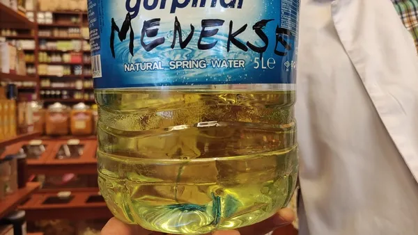 1-tondan-1-litre-uretiliyor-litresi-2-bin-500-tl-1634717743470.jpg 1 tondan 1 litre üretiliyor! Litresi 2 bin 500 TL - 3