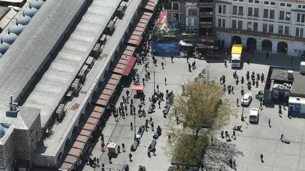 Son dakika: 17 günlük tam kapanma başladı! Tam kapanmada nereler açık olacak? Tam kapanmada kimler muaf? Tam kapanma ne zaman bitecek?