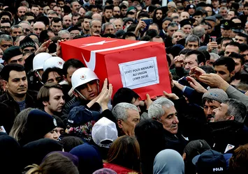 Kazada şehit olan polis memuru Ali Ergün son yolculuğuna uğurlandı