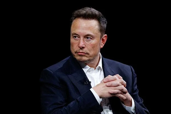 Elon Musk Yahudi lobisinin hedefi halinde! Reklam verenler çekiliyor! Media Matters ve Beyaz Saray...