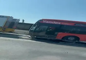 Haliç Köprüsü'nde metrobüs kazası