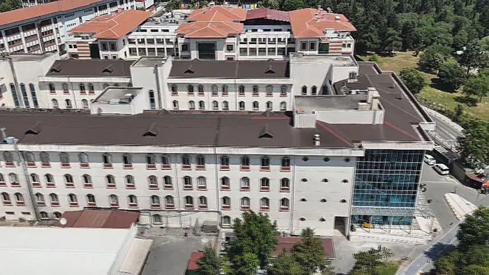 1756265320744.jpeg Yedikule Göğüs Hastalıkları Hastanesi'nde yolsuzluk operasyonu