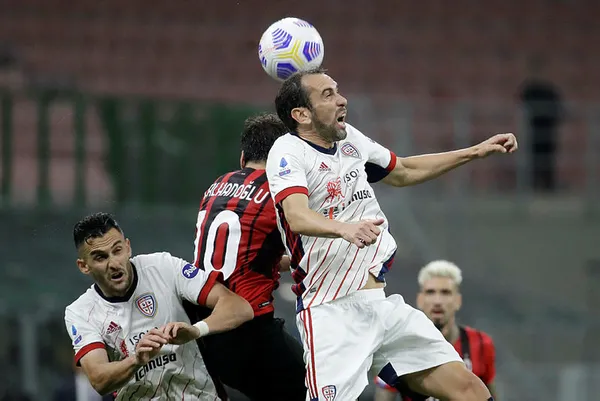 Hakan Çalhanoğlu'ndan milyon euroluk teklife ret! - 3